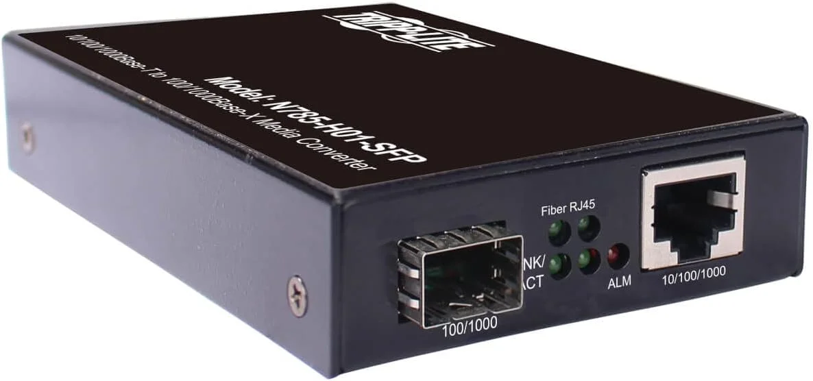 مبدل رسانه ای اترنت RJ45 به فیبر نوری SFP Tripp Lite، بدنه مقاوم، 10/100/1000 مگابیت بر ثانیه، برق AC (N785-H01-SFP)