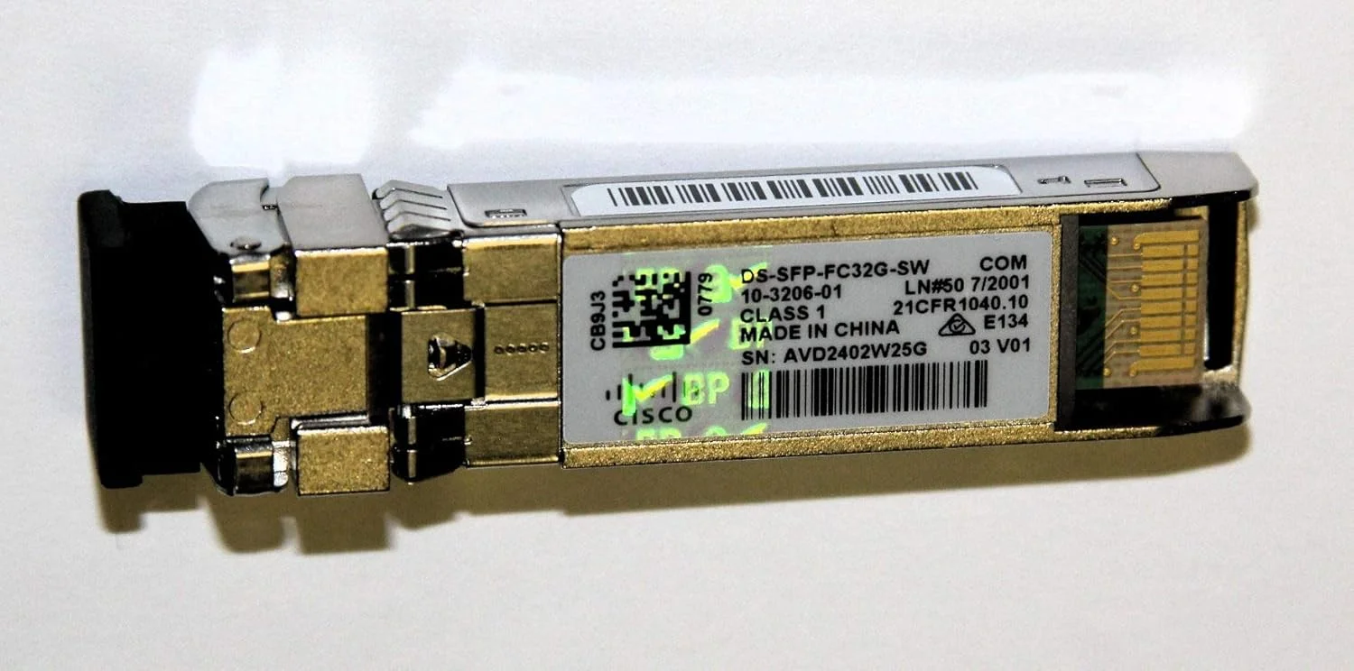 سیسکو 32 گیگابیت بر ثانیه فیبر نوری کانال SW SFP+، LC، قطعه یدکی (بازسازی شده)