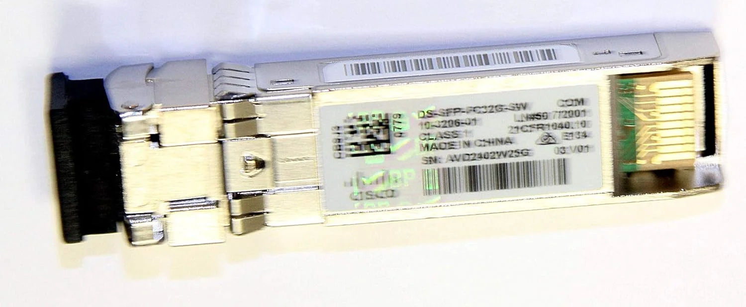 سیسکو 32 گیگابیت بر ثانیه فیبر نوری کانال SW SFP+، LC، قطعه یدکی (بازسازی شده)