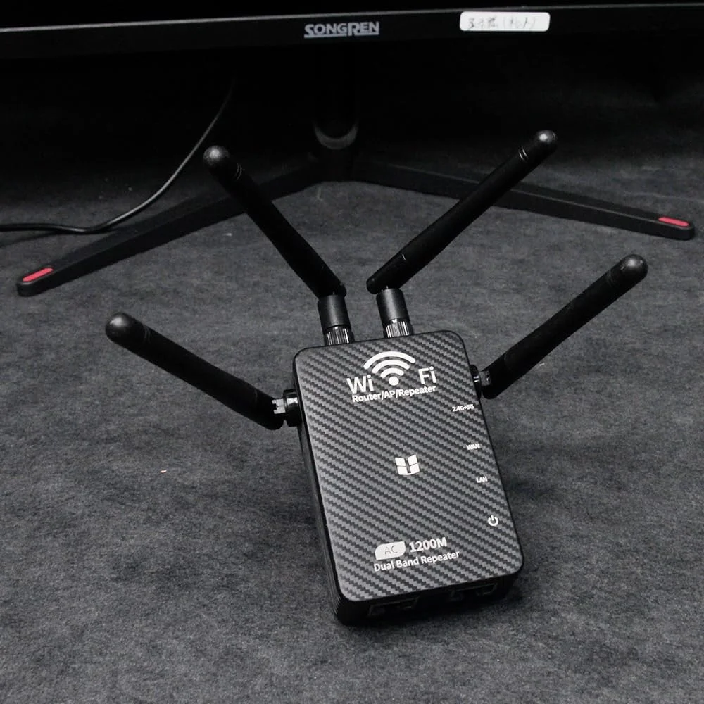 تقویت کننده WiFi دو بانده 1200M با 4 آنتن، طراحی فیبر کربنی، مشکی