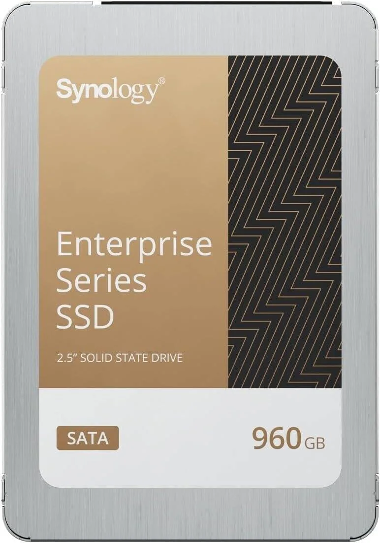 اس اس دی داخلی 2.5 اینچی Synology سری Enterprise مدل SAT5221، ظرفیت 960 گیگابایت، رابط SATA 6 گیگابیت بر ثانیه، سرعت خواندن ترتیبی 500 مگابایت بر ثانیه و سرعت نوشتن ترتیبی 500 مگابایت بر ثانیه، 1700 TBW | SAT5221-960G