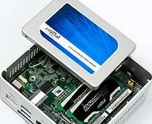 حافظه اس اس دی اینترنال کروشیال BX200 با ظرفیت 960 گیگابایت، رابط SATA، سایز 2.5 اینچ و ضخامت 7 میلی متر (به همراه آداپتور 9.5 میلی متری) مدل CT960BX200SSD1