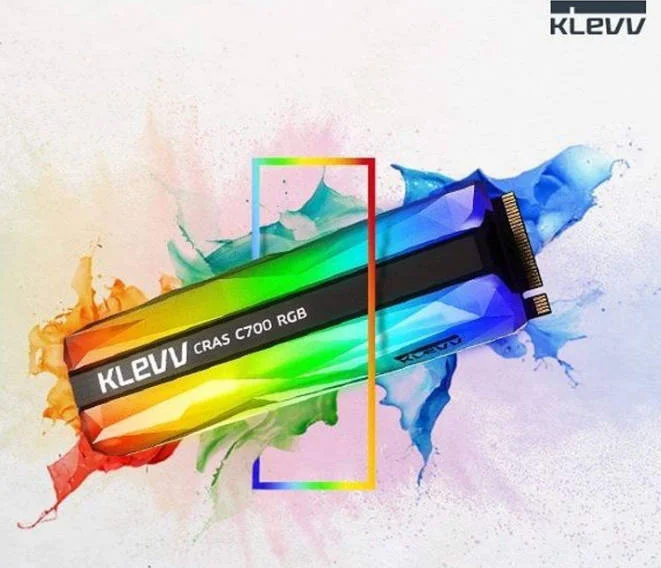 حافظه اس اس دی داخلی 240 گیگابایتی Klevv Cras C700 RGB، رابط NVMe PCIe Gen3x4، فرم فاکتور M.2 2280، عملکرد خواندن/نوشتن 1500 مگابایت بر ثانیه و 1000 مگابایت بر ثانیه، 100 ترابایت نوشته شده | K240GM2SP0-C7R