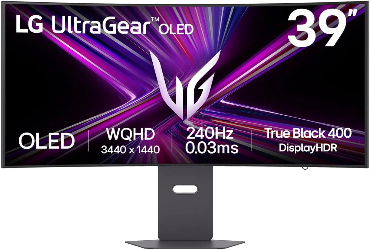 مانیتور گیمینگ خمیده اولد LG Ultragear 39GX900A-B با اندازه 39 اینچ، رزولوشن WQHD، نرخ بروزرسانی 240 هرتز، زمان پاسخگویی 0.03 میلی‌ثانیه، G-SYNC و FreeSync Premium Pro، HDMI 2.1، DisplayPort 1.4، USB-C، VESA، ضد انعکاس نور، HDR True Black و انحنای 800R