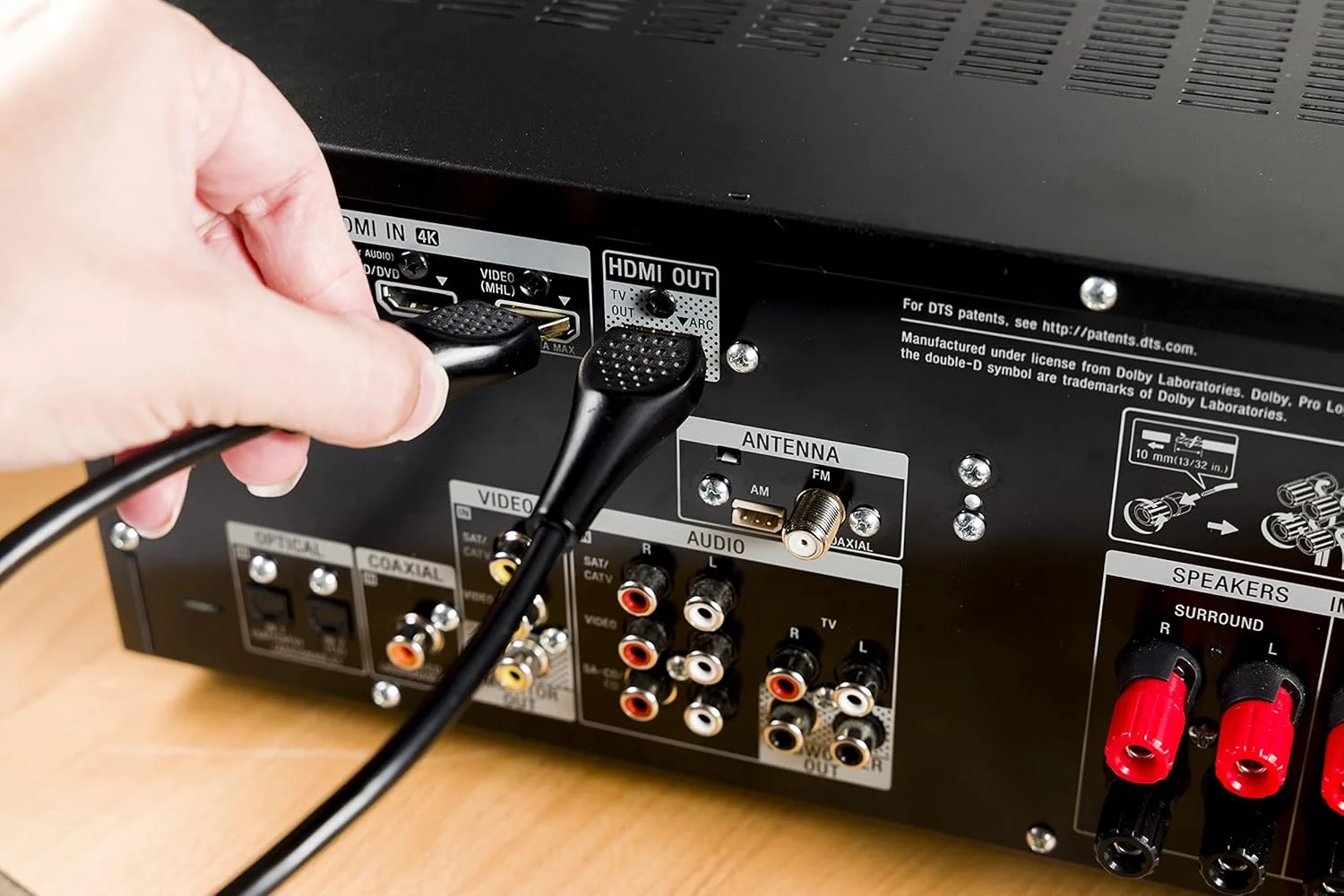 کابل HDMI 4K فیلیپس، 1.8 متری، 1080p 120Hz 4K 60Hz، HDMI 2.0 10.2Gbps اترنت، سرهای اتصال EZ Grip، اتصالات طلایی، برای تلویزیون، مانیتور، لپ تاپ، PS4، PS5، Xbox One X S، SWV3220B/27