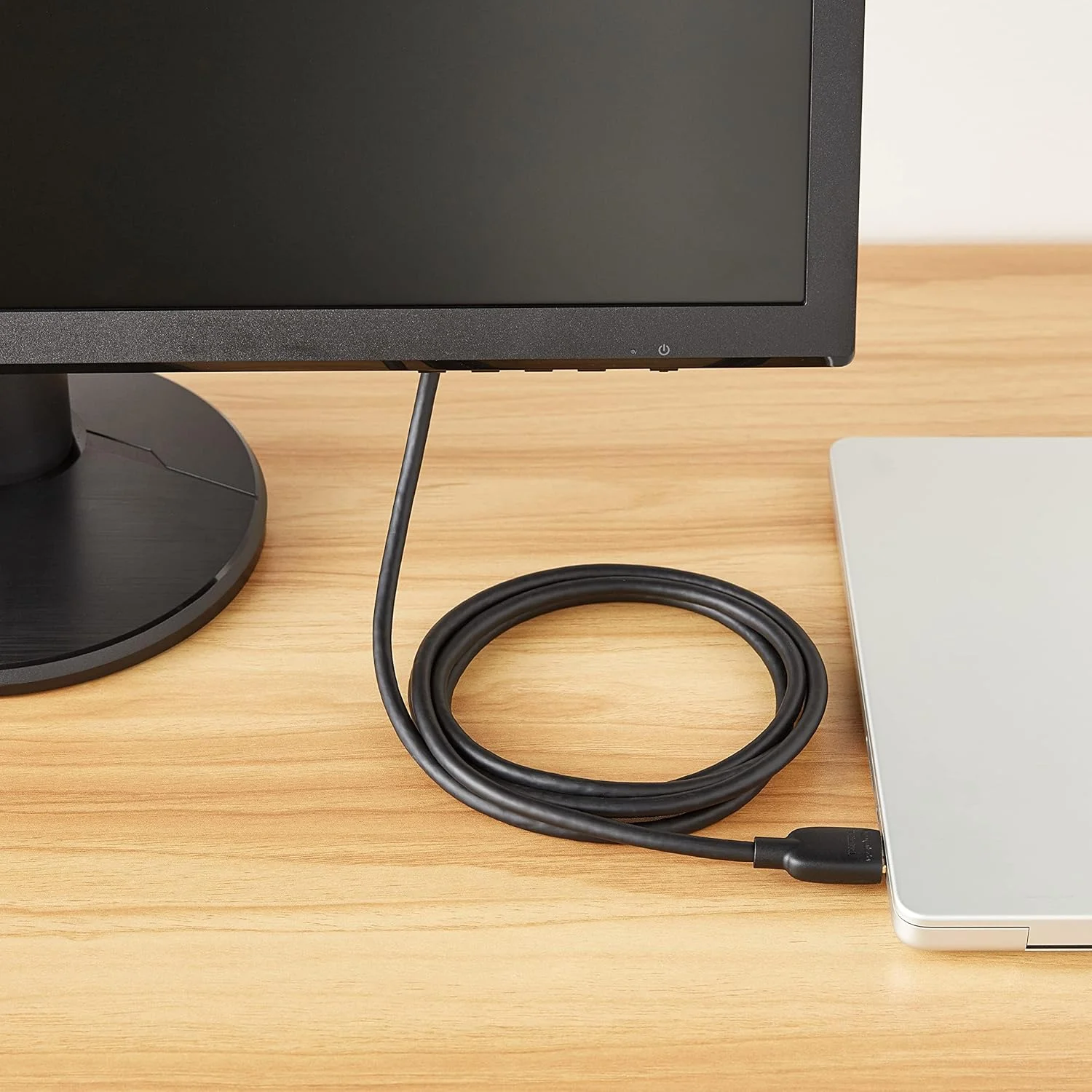 کابل HDMI آمازون بیسیکس، بسته 3 عددی، 1.8 متری، 4K@60Hz، کابل HDMI 2.0 پرسرعت 4K (18 گیگابیت بر ثانیه)، 2160p، 48 بیت، سازگار با تلویزیون/PS5/Xbox/Roku، مشکی