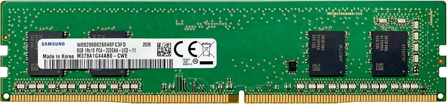 رم دسکتاپ 8 گیگابایتی DDR4 3200MHz DIMM PC4-25600 CL22 1Rx16 1.2V 288-Pin UDIMM مدل M378A1G44AB0-CWE