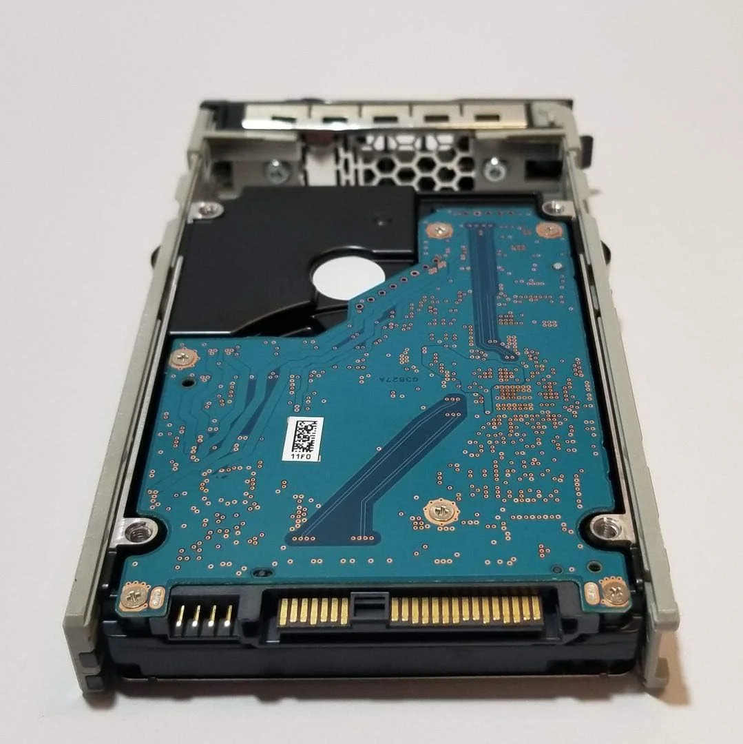 هارد دیسک 600 گیگابایتی توشیبا 10K RPM 2.5 اینچی 12 گیگابیت بر ثانیه SAS مدل: AL14SEB060NY DP/N: G3MWJ هارد دیسک 600 گیگابایتی توشیبا 10K RPM 2.5 اینچی 12 گیگابیت بر ثانیه SAS مدل: AL14SEB060NY DP/N: G3MWJ