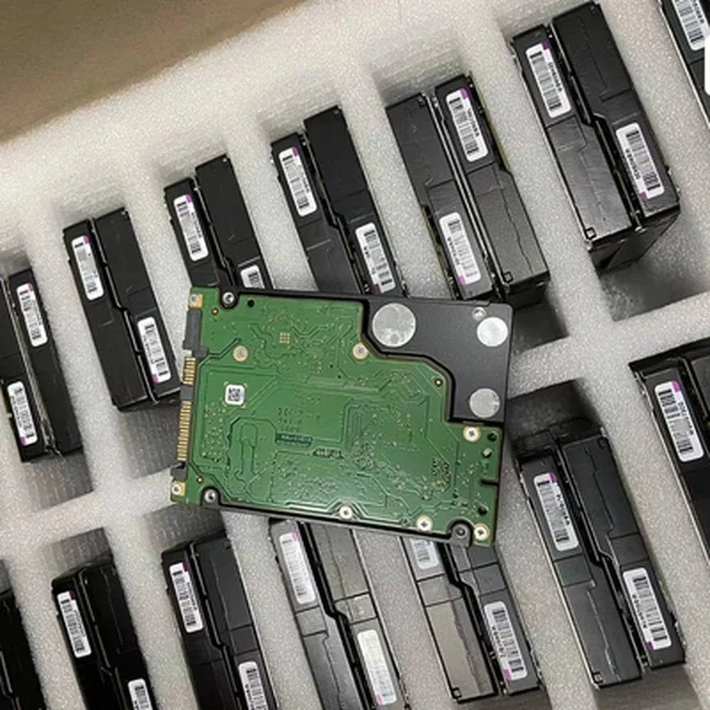 هارد دیسک سرور سازمانی ST2400MM0129 ظرفیت 2.4 ترابایت، سرعت 10K، نوع SAS، سایز 2.5 اینچ، 12G هارد دیسک سرور سازمانی ST2400MM0129 ظرفیت 2.4 ترابایت، سرعت 10K، نوع SAS، سایز 2.5 اینچ، 12G