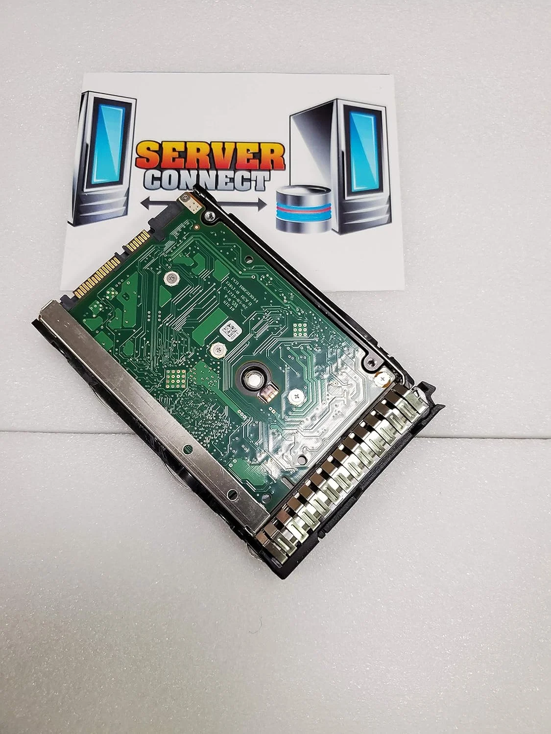 هارد درایو اچ پی ای EH0600JEDHE HPE با ظرفیت 600 گیگابایت، سرعت 15K، رابط 12G SAS و فرم فاکتور SFF SC هارد درایو اچ پی ای EH0600JEDHE HPE با ظرفیت 600 گیگابایت، سرعت 15K، رابط 12G SAS و فرم فاکتور SFF SC