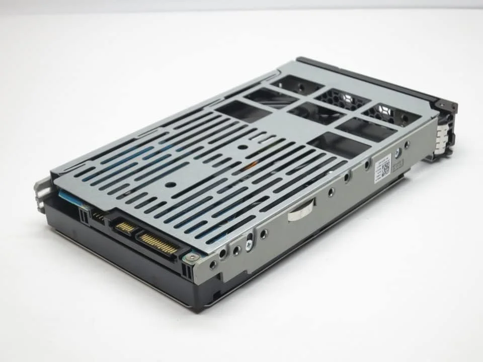 هارد درایو 4 ترابایتی Dell با سرعت 12 گیگابیت بر ثانیه، 7.2K NL SAS 512n 3.5 اینچی به همراه سینی درایو - 5JH5X هارد درایو 4 ترابایتی Dell با سرعت 12 گیگابیت بر ثانیه، 7.2K NL SAS 512n 3.5 اینچی به همراه سینی درایو - 5JH5X