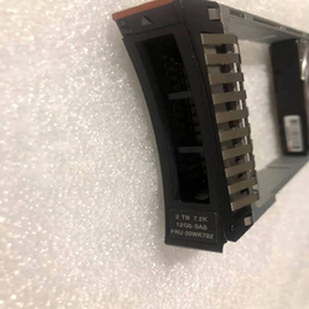 هارد دیسک 2 ترابایتی 2.5 اینچی SAS 12 گیگابیت بر ثانیه 64 مگابایت 7200 دور در دقیقه برای هارد دیسک داخلی سرور مدل های V3500 V370 با شماره های 00WC011 00WK792 هارد دیسک 2 ترابایتی 2.5 اینچی SAS 12 گیگابیت بر ثانیه 64 مگابایت 7200 دور در دقیقه برای هارد دیسک داخلی سرور مدل های V3500 V370 با شماره های 00WC011 00WK792