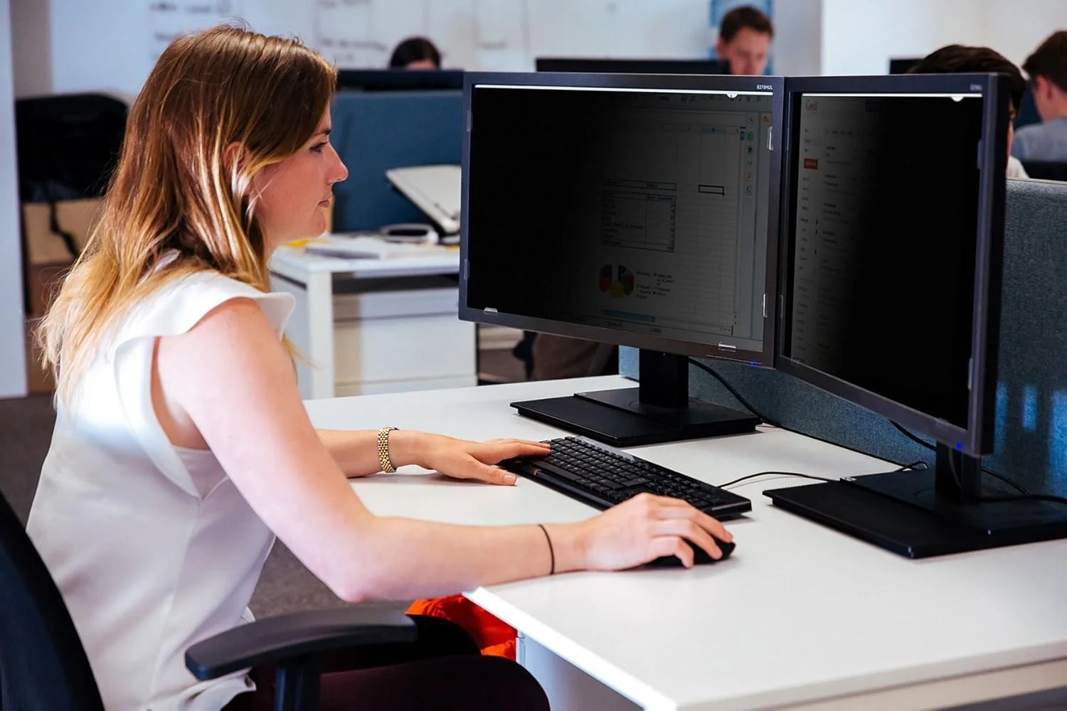 محافظ صفحه نمایش حریم خصوصی تارگوس ASF27W9EU 27 اینچ (16:9) با پوشش ضد انعکاس و صفحه نمایش قابل برگشت