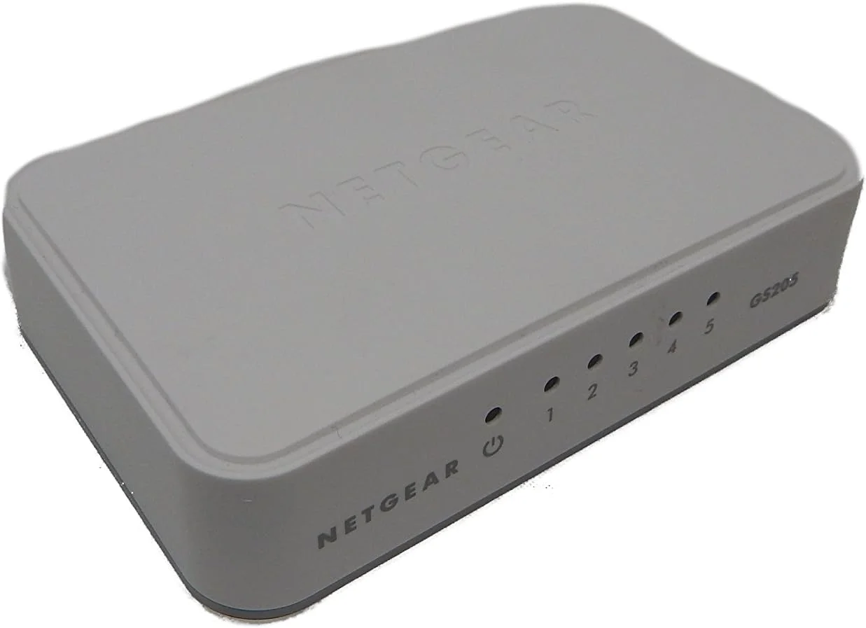 سوئیچ غیر مدیریتی 5 پورت گیگابیتی اترنت NETGEAR، رومیزی، 10/100/1000 مگابیت بر ثانیه (GS205)، سفید، مدل: GS205-100PAS