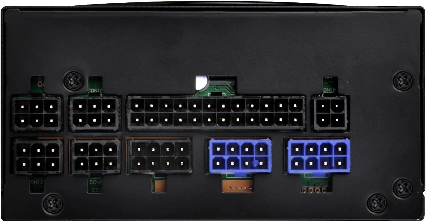 منبع تغذیه پلاتینیوم سیلوراستون تکنولوژی منبع تغذیه پلاتینیوم سیلوراستون تکنولوژی