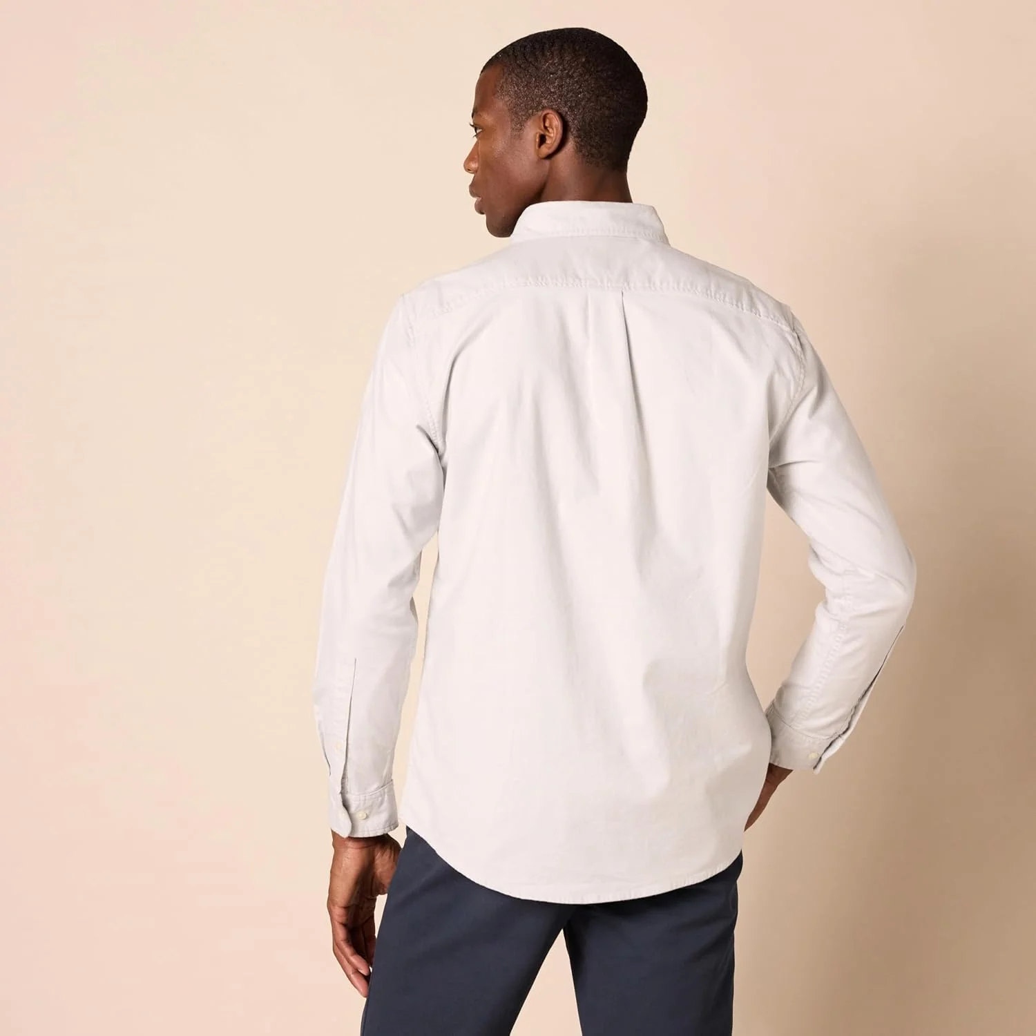 پیراهن آستین بلند مردانه آمازون اسنشالز از جنس آکسفورد کشی با فیت معمولی (موجود در سایزهای بزرگ)