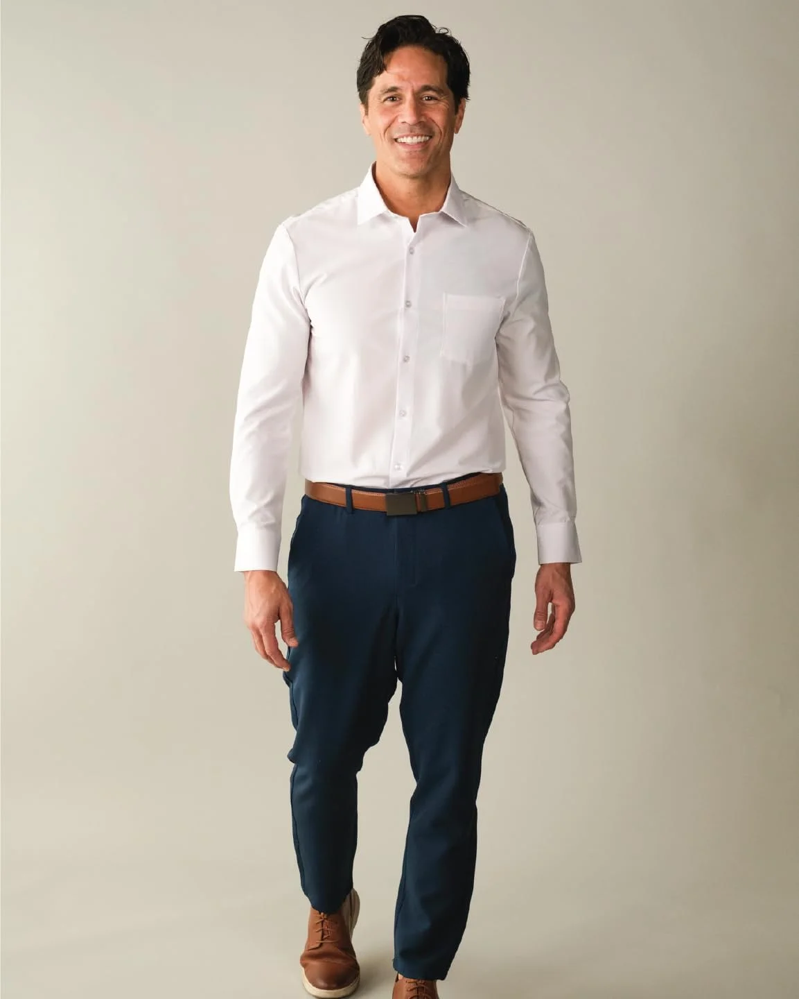 پیراهن مردانه آستین بلند با عملکرد بالا، مدل Slim Fit/Athletic Fit