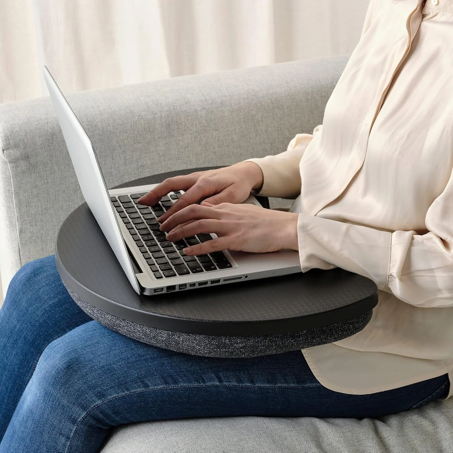 نگهدارنده لپ تاپ ایکیا مدل ÖJULF، ۵۲x۳۸ سانتی متر، خاکستری تیره