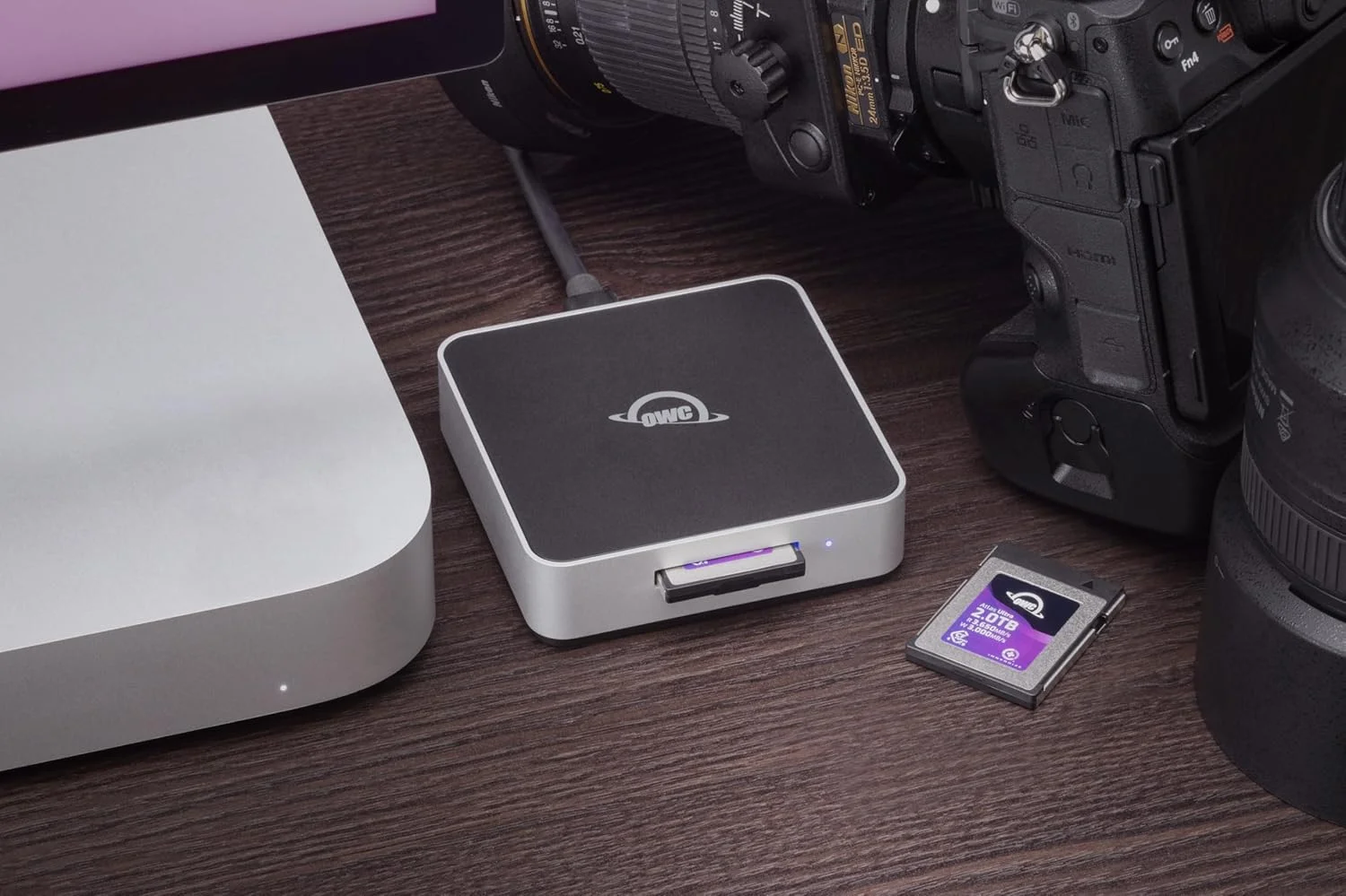 کارت خوان OWC Atlas USB4 CFexpress 4.0 Type B، پورت USB-C با سرعت 40 گیگابیت بر ثانیه، تغذیه از طریق USB، شامل آداپتور Type A به B برای انتقال سریع کارت های Type A، سرعت واقعی تا 5000 مگابایت بر ثانیه، کابل USB-C