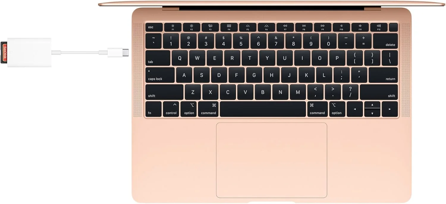 کارت خوان USB-C به SD اپل