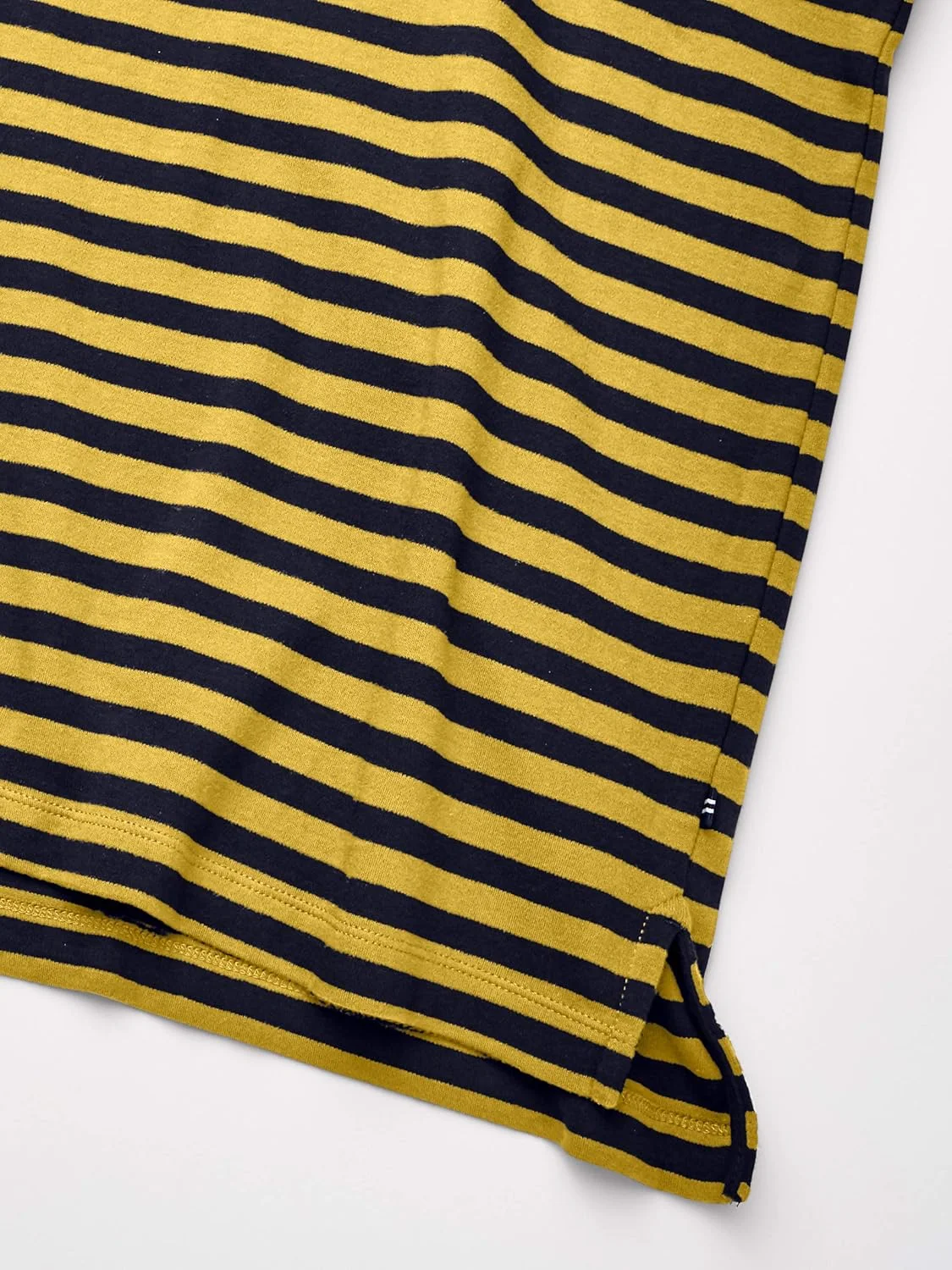 پولوشرت آستین کوتاه راه راه مردانه ناتیکا با فیت کلاسیک و جنس 100% پنبه نرم