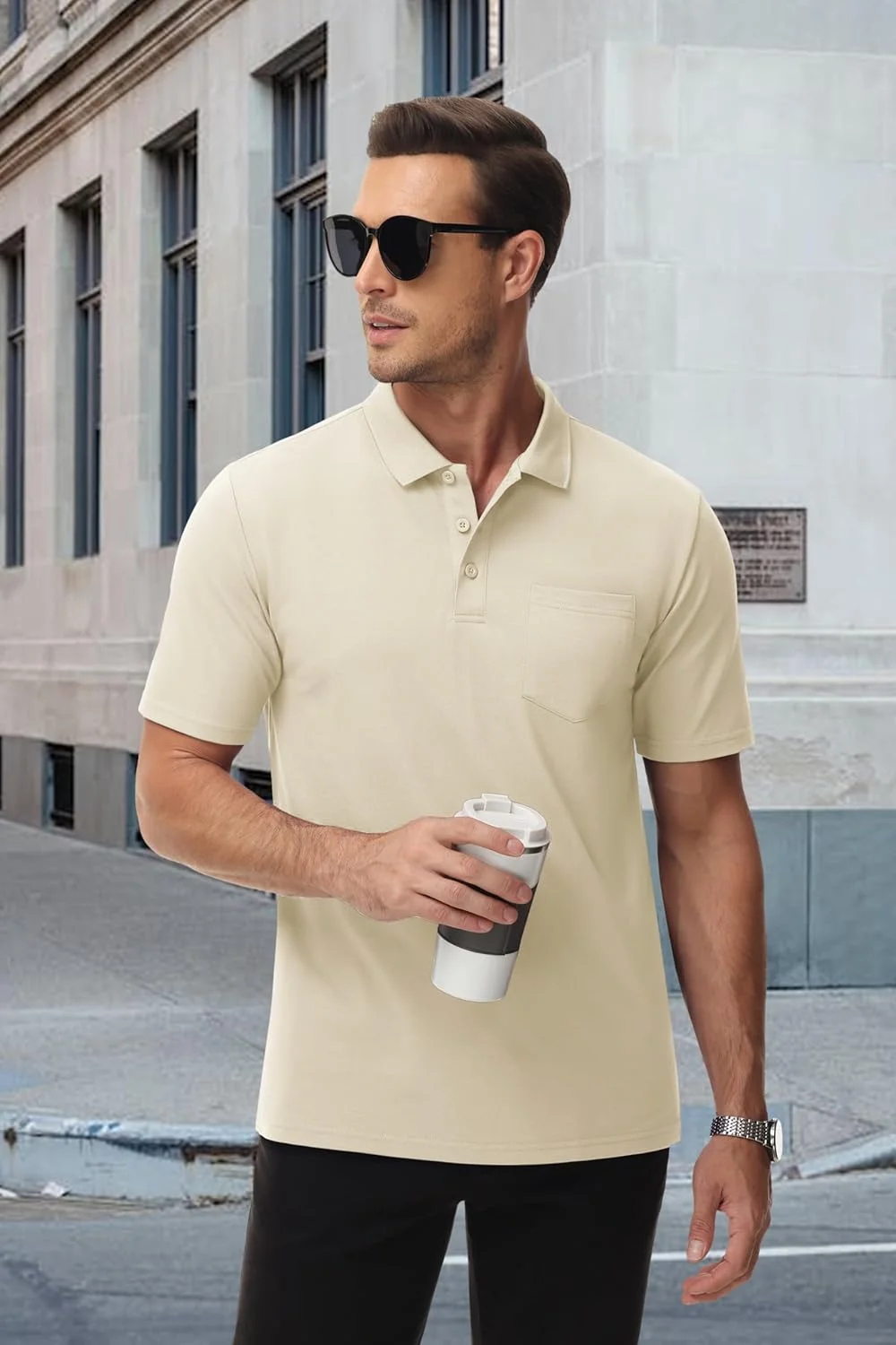 پولوشرت مردانه MAGCOMSEN با جیب، آستین کوتاه، یقه دار، رطوبت گیر، مناسب گلف، سه دکمه