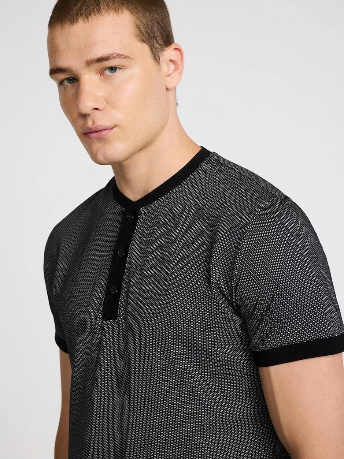 تی شرت یقه گرد مردانه اکسپرس - آستین کوتاه با بافت مینی ژئو، کشسان و جذب رطوبت