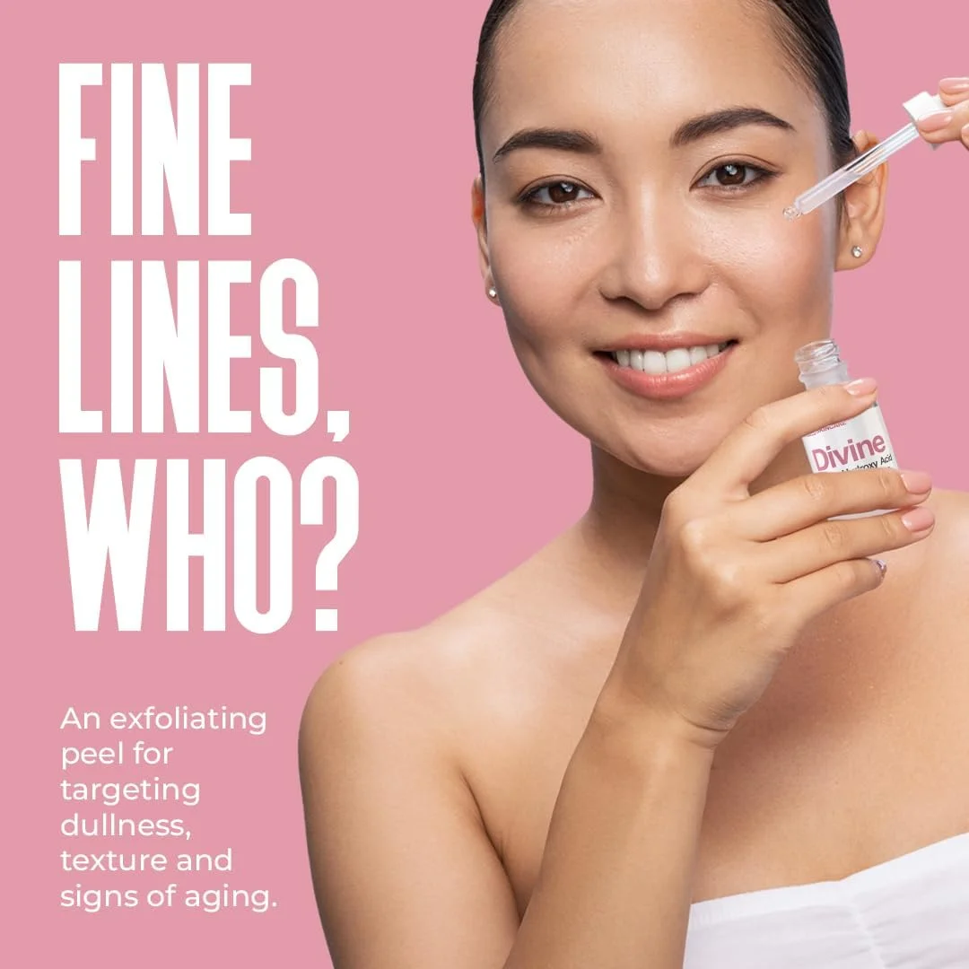 لایه بردار شیمیایی حرفه ای گلیکولیک اسید 70% Divine Derriere - لایه بردار قوی آلفا هیدروکسی اسید برای جای زخم آکنه، چروک، خطوط ریز و لکه های قهوه ای. 30 میلی لیتر لایه بردار شیمیایی حرفه ای گلیکولیک اسید 70% Divine Derriere - لایه بردار قوی آلفا هیدروکسی اسید برای جای زخم آکنه، چروک، خطوط ریز و لکه های قهوه ای. 30 میلی لیتر