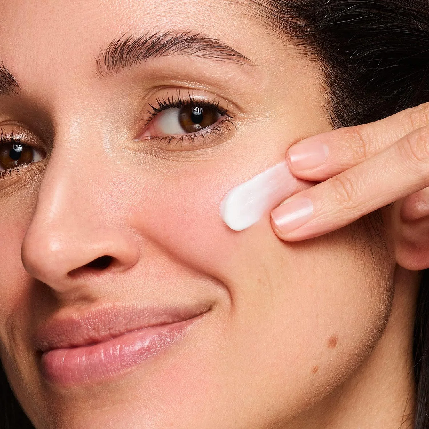 کرم مرطوب کننده فوق العاده صورت نئواستراتا RESTORE، 40 میلی لیتر کرم مرطوب کننده فوق العاده صورت نئواستراتا RESTORE، 40 میلی لیتر