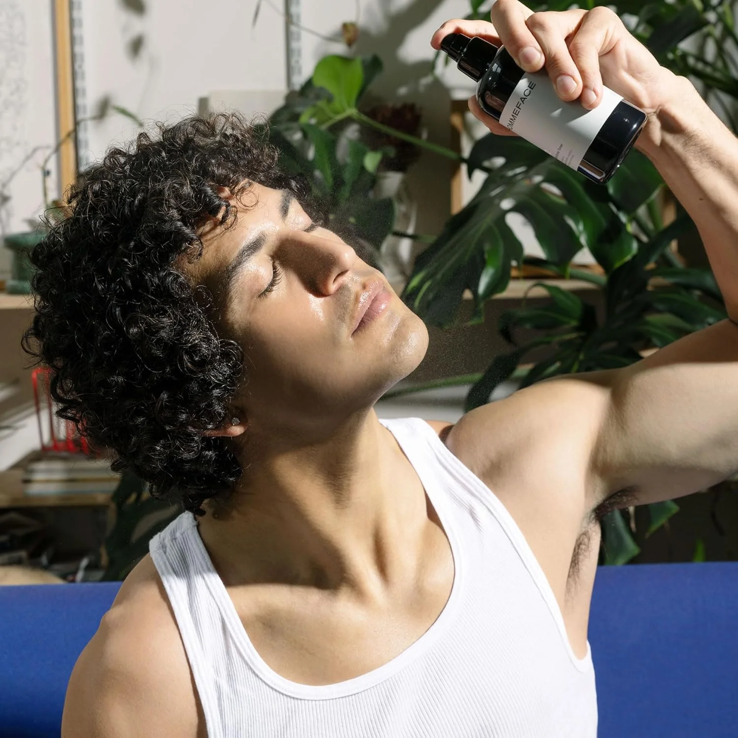 اسپری تونر صورت گیاهی مردانه HOMMEFACE - بدون الکل، آبرسان و متعادل کننده پوست - فناوری مراقبت از پوست کره ای با فندق افسونگر، عصاره CICA و اسید هیالورونیک، 250 میلی لیتر