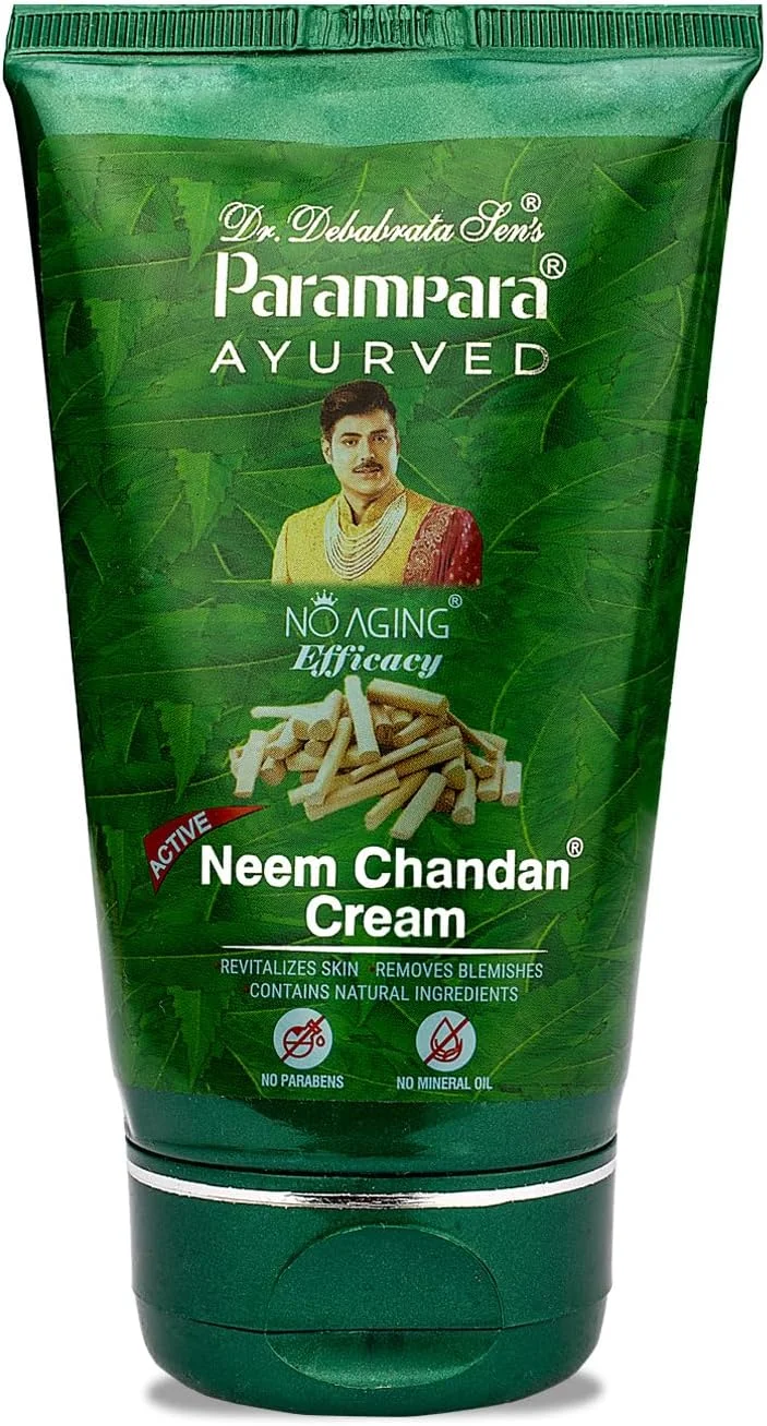 کرم نيم و صندل پارامپارا آيورودا | مرطوب کننده گياهی با چوب صندل، ويتامين E و روغن های طبيعی | کرم صورت آبرسان، روشن کننده و ضد لک برای انواع پوست | 125 گرم