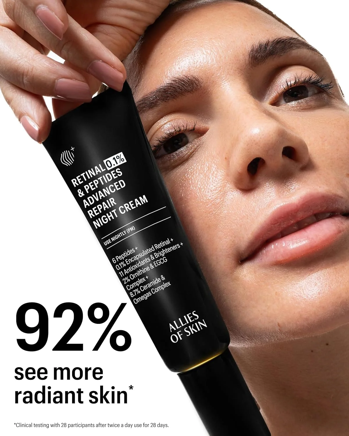 کرم شب ترمیم کننده حاوی رتینال 0.1% و پپتیدها Allies of Skin با ترکیبات رتینال کپسوله شده 0.1%، 6 پپتید، کمپلکس اورنیتین و EGCG 2%، کمپلکس سرامید و امگا 8.7%