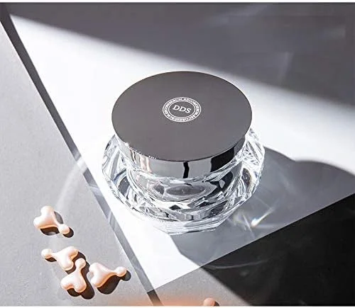 سرم روغن ماهی سالمون DDS، سرم مرطوب کننده و ضد قرمزی پوست، مناسب پوست های دارای مشکل، 48 کپسول در یک ظرف