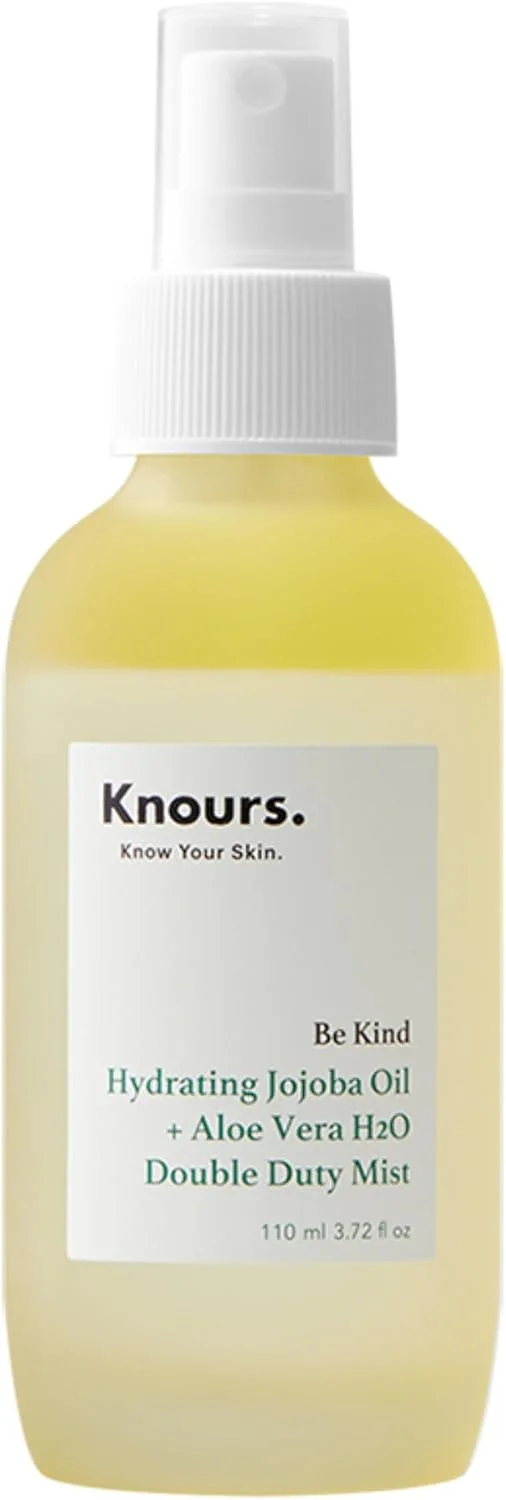 اسپری آبرسان صورت حاوی روغن جوجوبا و آلوئه ورا Knours | حاوی اسکوالان گیاهی | مناسب پوست خشک و حساس | ضد قرمزی | تایید شده توسط EWG | حجم 110 میلی لیتر