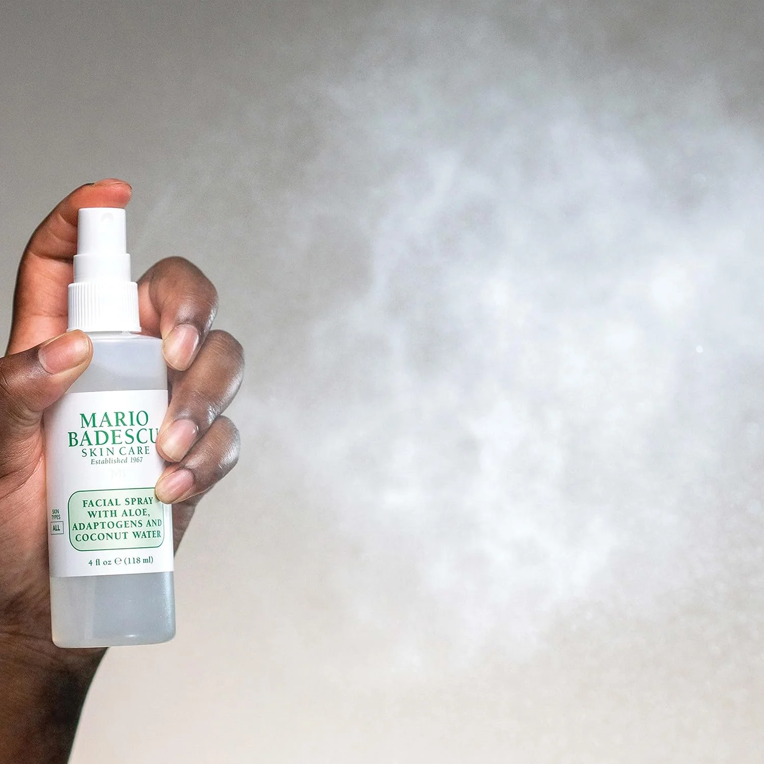 اسپری صورت ماریو بادسکو با آلوئه ورا و آب نارگیل، اسپری آرایشی طراوت بخش و آبرسان، بدون الکل، بدون عطر، بدون رنگ و سولفات