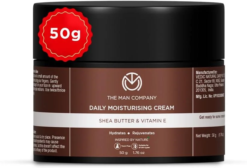 کرم مرطوب کننده روزانه آقایان حاوی شی باتر و ویتامین ای برای رطوبت رسانی و آبرسانی | مناسب انواع پوست | 50 گرم کرم مرطوب کننده روزانه آقایان حاوی شی باتر و ویتامین ای برای رطوبت رسانی و آبرسانی | مناسب انواع پوست | 50 گرم