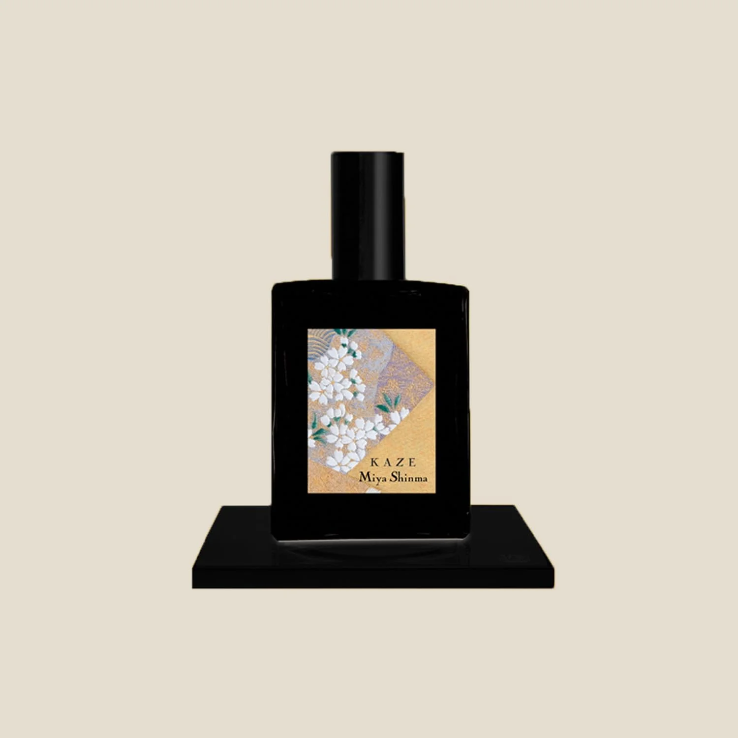 ادو پرفیوم KIMONO KAZE، رایحه معطر وتیور تصفیه شده با نت های کاج، سدر و سرو، 55 میلی لیتر