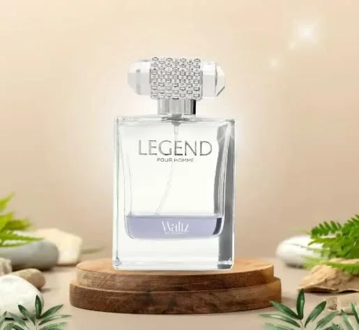 والتز لجند پور هوم ادو پرفیوم، ۱۰۰ میلی لیتر، رایحه با نت های اسطوخودوس، آناناس و چوب صندل