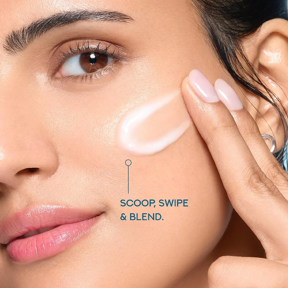 ژل فوق سبک آبرسان صورت پوندز بدون چربی 100 گرم | حاوی هیالورونیک اسید و ویتامین E برای پوستی شاداب و درخشان و آبرسانی 24 ساعته - استفاده روزانه