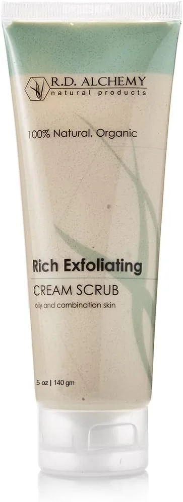 اسکراب کرمی لایه بردار غنی صورت 100% طبیعی و ارگانیک - لایه بردار ملایم برای پوست های کدر و خشک. آلفا هیدروکسی اسیدها + دانه های جوجوبا لایه برداری و روشن می کنند با کدو تنبل و پاپایا، در حالی که خطوط ریز و چین و چروک را کاهش می دهند.