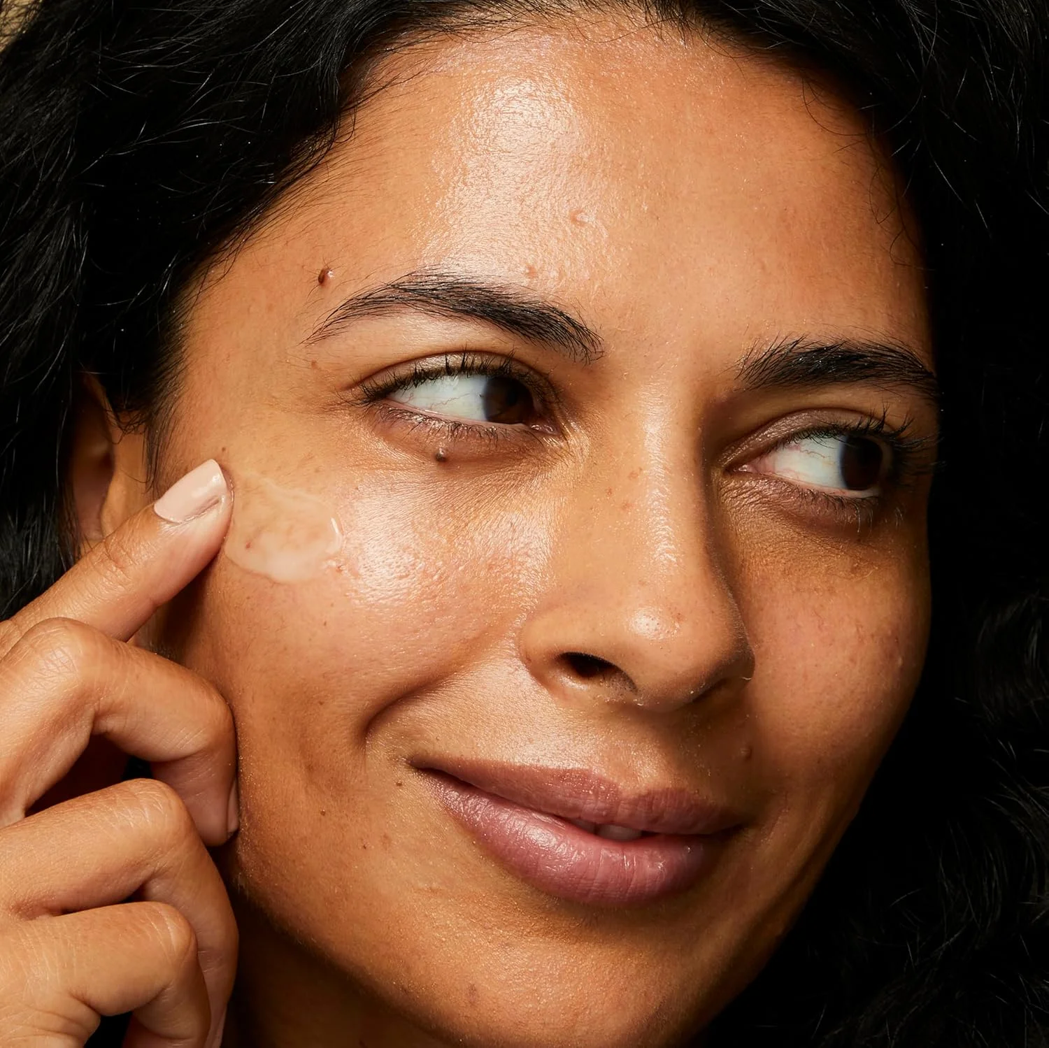 سرم صورت سه گانه No7 Lift & Luminate - سرم ضد چروک پپتید کلاژن + سرم روشن کننده صورت آملا و ویتامین C + سفت کننده پوست پرو رتینول اسید هیالورونیک و هیبیسکوس (30 میلی لیتر)