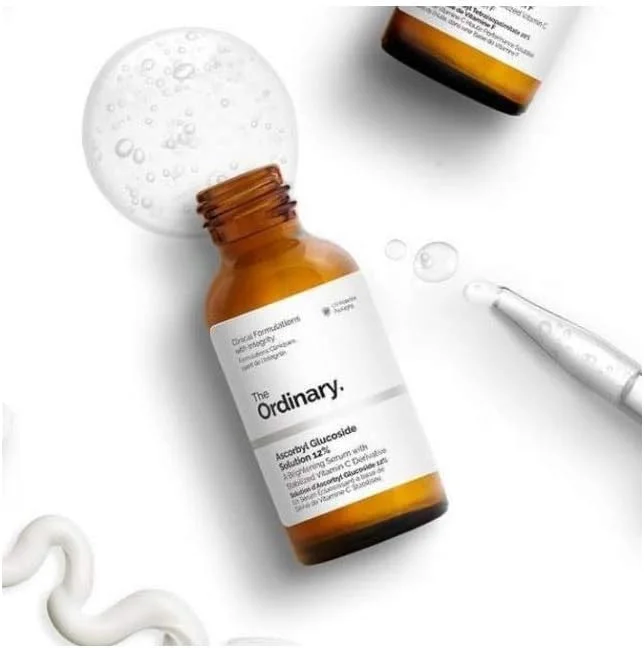 سرم روشن کننده آسکوربیل گلوکوزید 12% اوردینری حاوی مشتق تثبیت شده ویتامین C (30 میلی لیتر) سرم روشن کننده آسکوربیل گلوکوزید 12% اوردینری حاوی مشتق تثبیت شده ویتامین C (30 میلی لیتر)