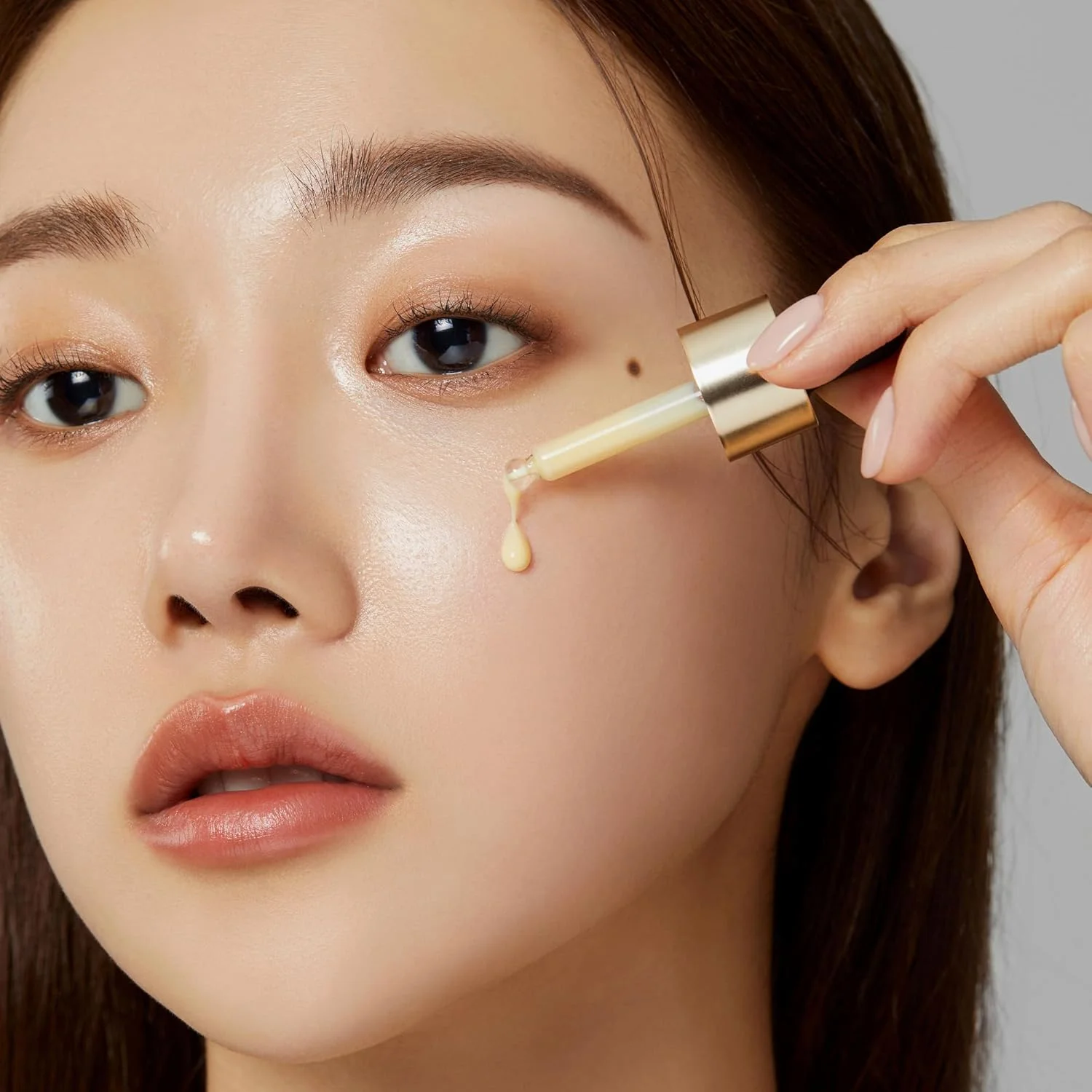 سرم ویتامین C خالص 14.5% مدی کیوب || کاهش ظاهر هایپرپیگمنتیشن، لکههای تیره و عیوب | 16 تست خودارزیابی کامل | مراقبت از پوست کرهای (10 گرم * 3 بطری) سرم ویتامین C خالص 14.5% مدی کیوب || کاهش ظاهر هایپرپیگمنتیشن، لکههای تیره و عیوب | 16 تست خودارزیابی کامل | مراقبت از پوست کرهای (10 گرم * 3 بطری)