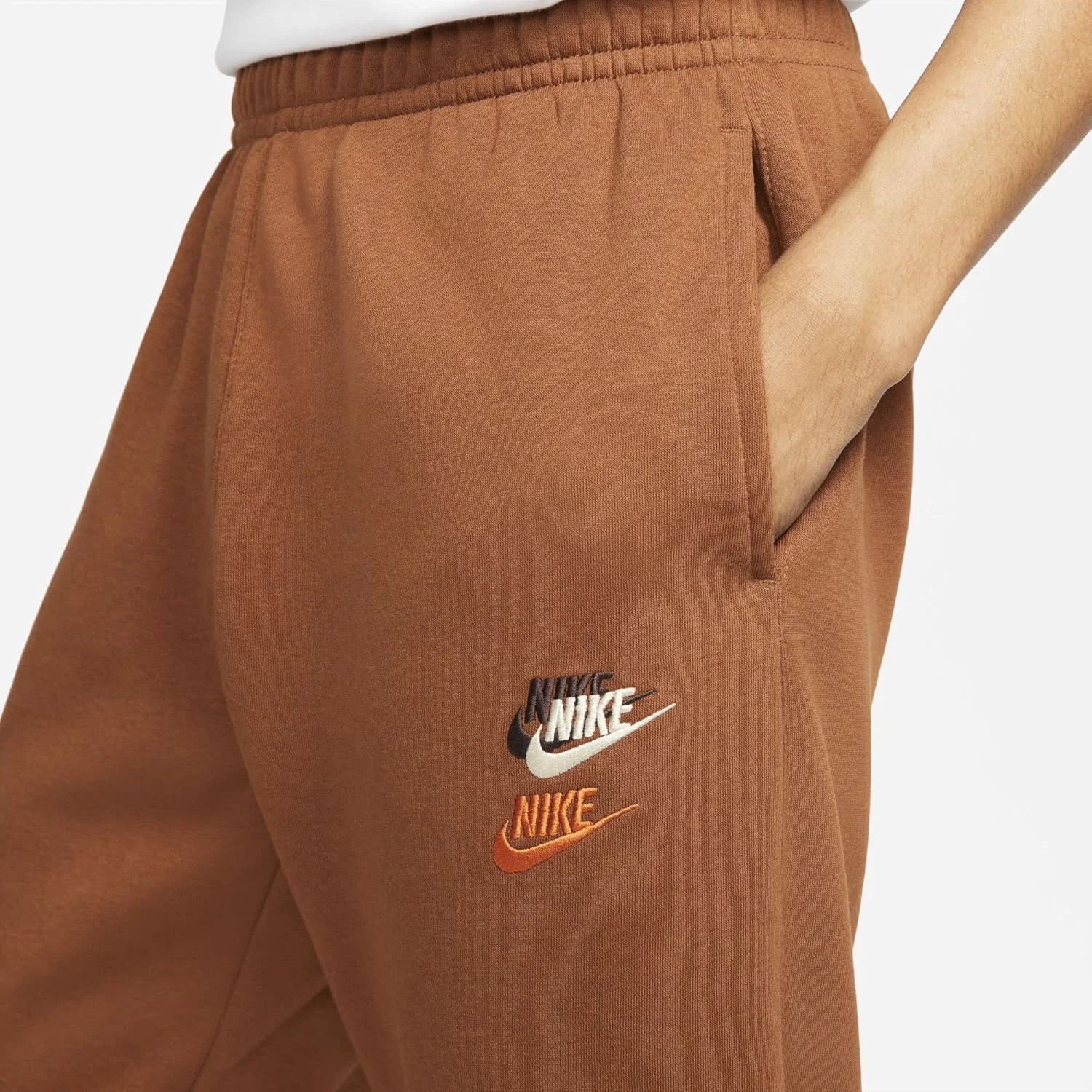 شلوار ورزشی مردانه نایکی Sportswear Sport Essentials+ با پارچه پشمی، رنگ گردویی، سایز XL