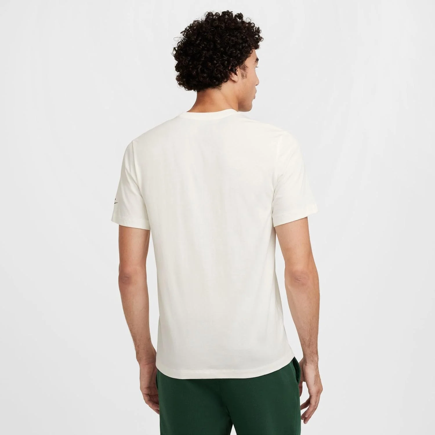 تی‌شرت مردانه نایکی مدل M NSW TEE CLUB SSNL HBR