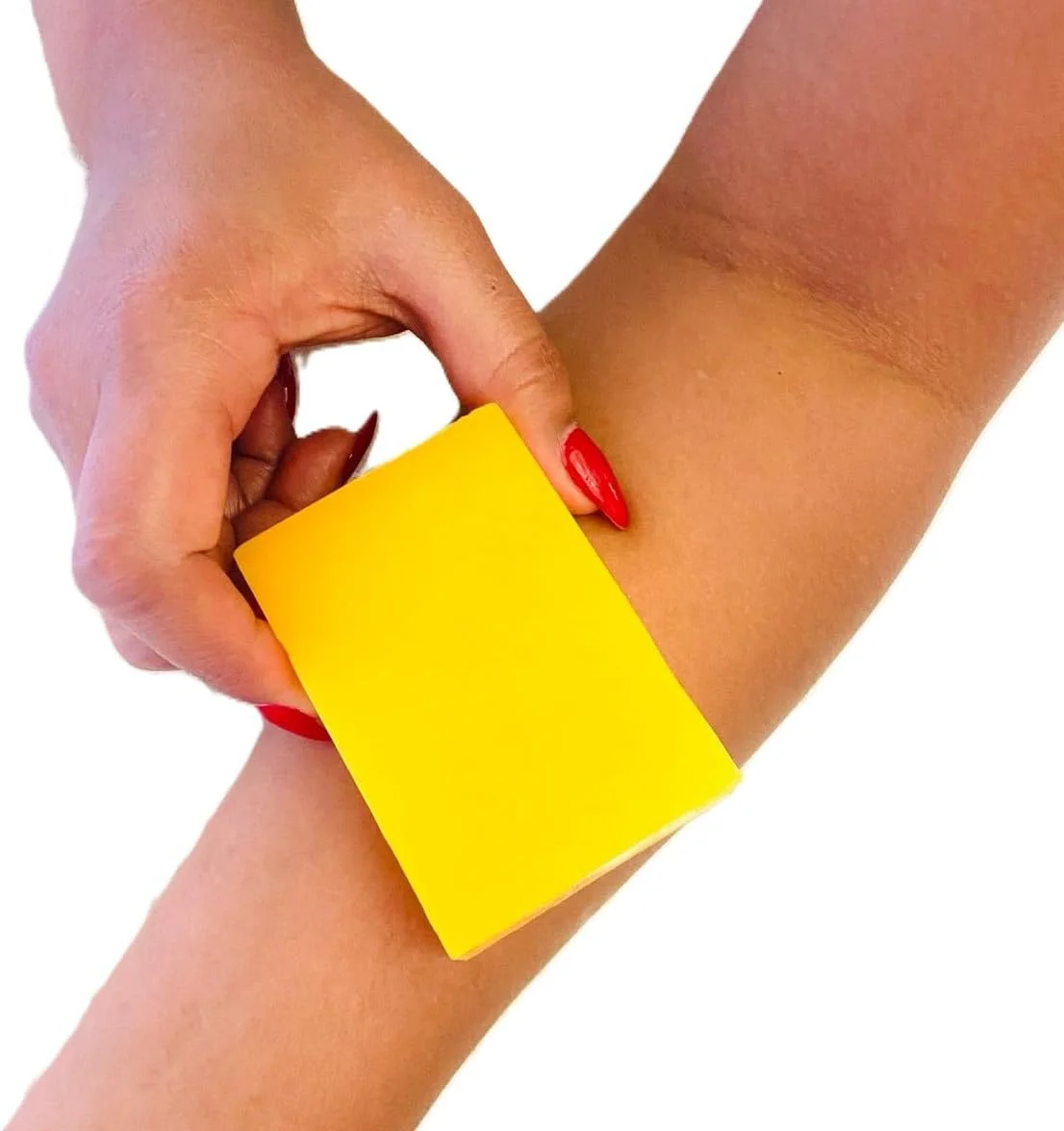 کیت صابون لاکچری ۱% کوجیک اسید با زردچوبه برای لکههای تیره - ۲ عدد صابون بزرگ ۱۰۰ گرمی به همراه اسکراب، دستکش لایه بردار و کیسه صابون - بسته بندی شده به عنوان هدیه کیت صابون لاکچری ۱% کوجیک اسید با زردچوبه برای لکههای تیره - ۲ عدد صابون بزرگ ۱۰۰ گرمی به همراه اسکراب، دستکش لایه بردار و کیسه صابون - بسته بندی شده به عنوان هدیه