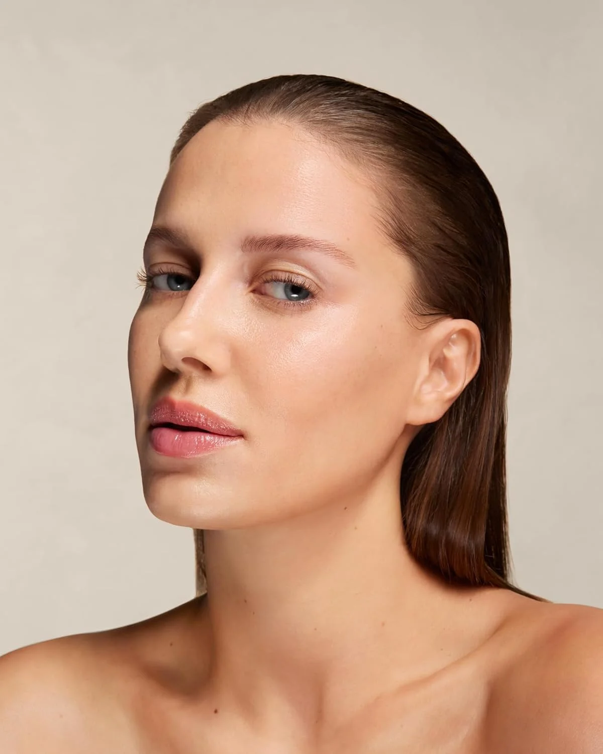 پاک کننده آنزیمی و ویتامین C بابور، پاک کننده پودری آنزیمی، لایه بردار و پولیش صورت، اسکراب ملایم صورت برای روشن و یکدست کردن پوست پاک کننده آنزیمی و ویتامین C بابور، پاک کننده پودری آنزیمی، لایه بردار و پولیش صورت، اسکراب ملایم صورت برای روشن و یکدست کردن پوست