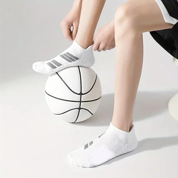 جوراب ورزشی مچی بدون ساق унисекс، تنفسی و رطوبت گیر، مناسب برای آقایان و بانوان، مناسب برای دویدن، سفید، تمرینات ورزشی، استفاده روزمره (سایز 36-44 اروپا) 3 جفت مشکی + 3 جفت سفید جوراب ورزشی مچی بدون ساق унисекс، تنفسی و رطوبت گیر، مناسب برای آقایان و بانوان، مناسب برای دویدن، سفید، تمرینات ورزشی، استفاده روزمره (سایز 36-44 اروپا) 3 جفت مشکی + 3 جفت سفید