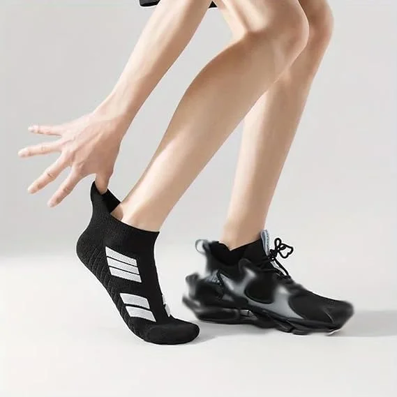 جوراب ورزشی مچی بدون ساق унисекс، تنفسی و رطوبت گیر، مناسب برای آقایان و بانوان، مناسب برای دویدن، سفید، تمرینات ورزشی، استفاده روزمره (سایز 36-44 اروپا) 3 جفت مشکی + 3 جفت سفید جوراب ورزشی مچی بدون ساق унисекс، تنفسی و رطوبت گیر، مناسب برای آقایان و بانوان، مناسب برای دویدن، سفید، تمرینات ورزشی، استفاده روزمره (سایز 36-44 اروپا) 3 جفت مشکی + 3 جفت سفید