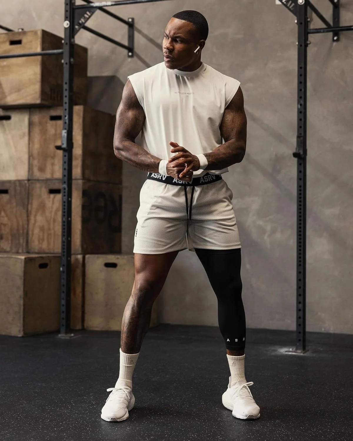 تی‌شرت آستین حلقه‌ای مردانه کلاسیک